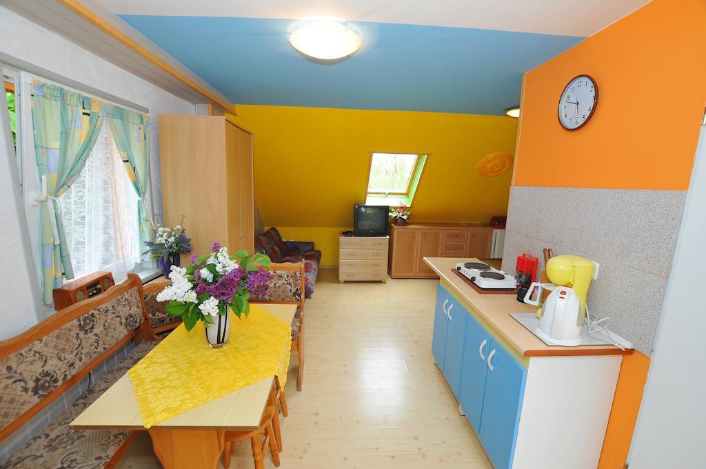 Osrodek Wczasowy Domino Bis Apartamento Dźwirzyno Quarto foto