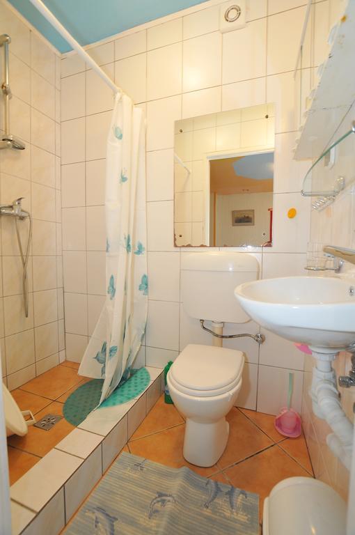Osrodek Wczasowy Domino Bis Apartamento Dźwirzyno Quarto foto