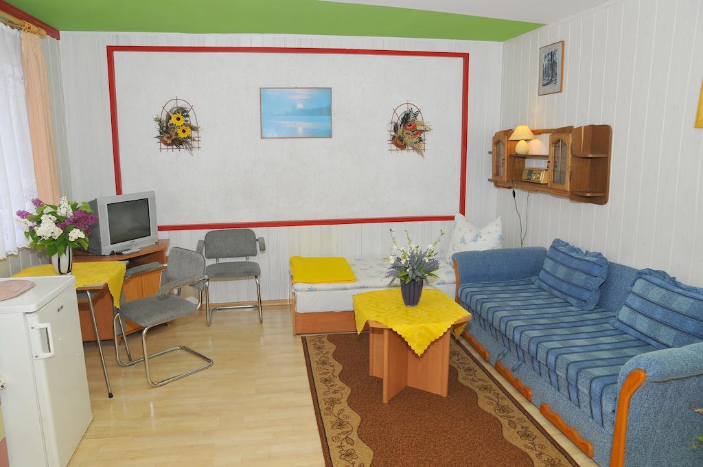 Osrodek Wczasowy Domino Bis Apartamento Dźwirzyno Quarto foto