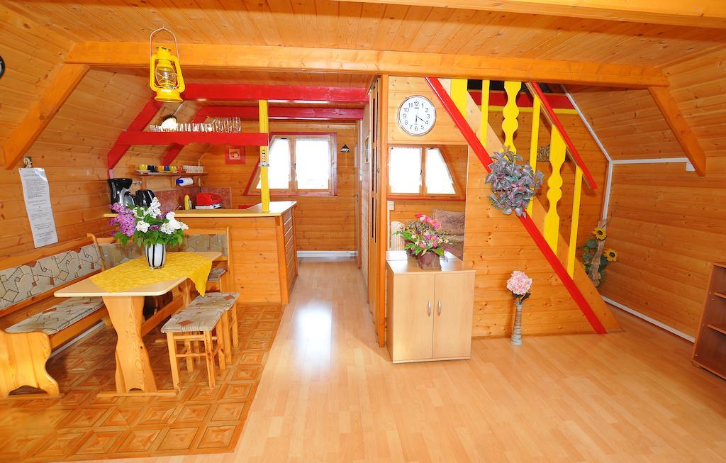 Osrodek Wczasowy Domino Bis Apartamento Dźwirzyno Quarto foto